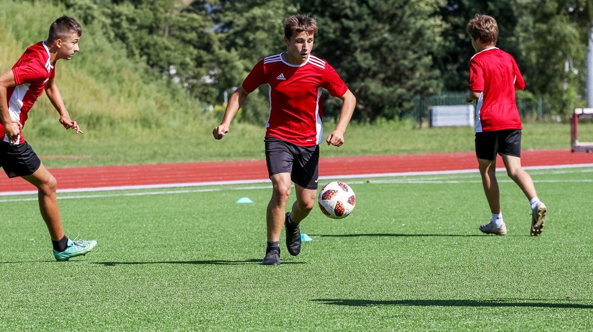 Starší žiaci bodovali s Liptákmi, pätnástka vysoko vyhrala