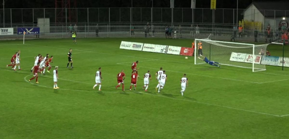 Jožko Dolný s číslom 10, 15 minút po svojom nástupe na ihrisko, strieľa v 99. minúte rozhodujúci gól z 11-m po faule na Mateja Staršieho, ktorého nedovolene stiahol obidvomi rukami Marek Kristián Bartoš v 98. minúte. Podľa Jožkovho vyjadrenia kopal pravdepodobne svoju najzložitejšiu jedenástku. Brankár Richard Ludha, napriek výbornému vystihnutiu smeru Dolného strely, na loptu nemohol ani napriek enormnej snahe dočiahnuť. A zápas sa skončil v čase 99:30. Zdroj: TV prenos sportnet.sme.sk/futbalnet/